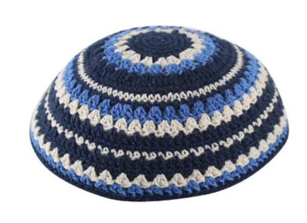 Kipá a crochet - Rayas 3 colores (blanco, marino y azul)