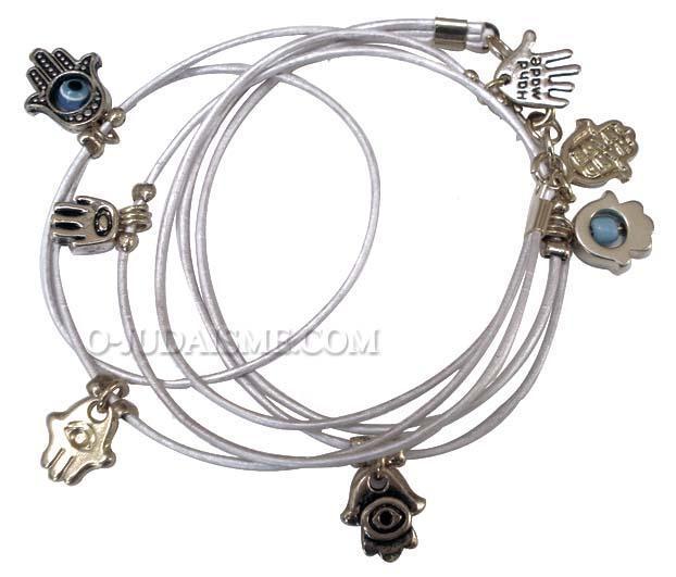 Bracelet multi-tours aux 9 breloques-O-Judaisme