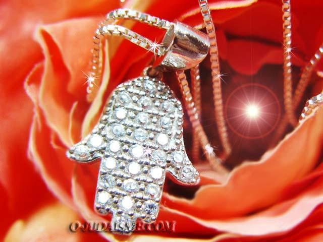Pendentif Main de Myriam serti de brillants-O-Judaisme